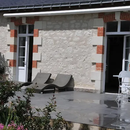 Dom wakacyjny Petite Maison Des Roses - 2 Personnes *