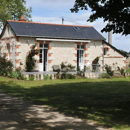 Petite Maison Des Roses - 2 Personnes Casa de Férias *